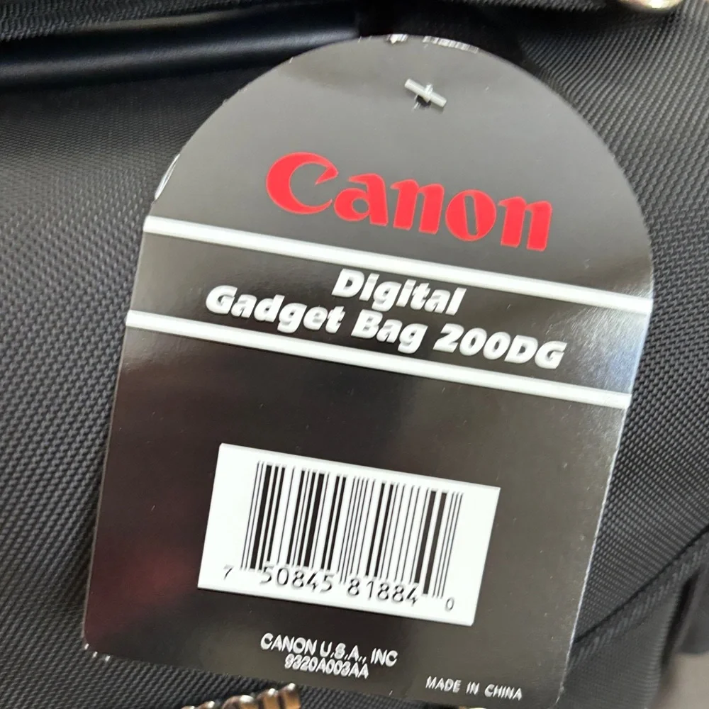 Canon 200DG Digital/Film SLR Camera Gadget Bag